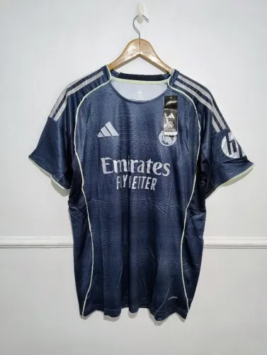 Camisa de Futebol Real Madrid 2025/26