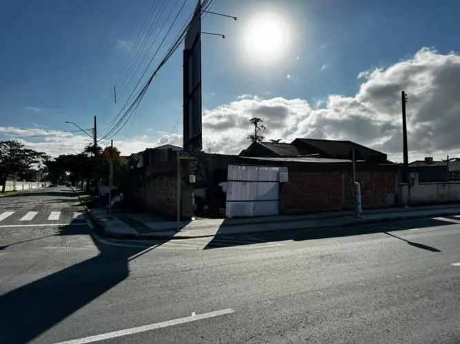 Terreno comercial no bairro Meia Praia em Navegantes - SC