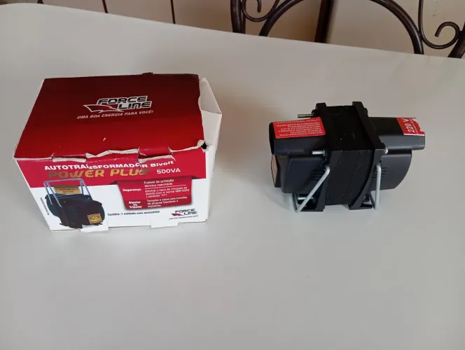 Autotransformador Bivolt 500VA Power Plus - Segurança e economia!