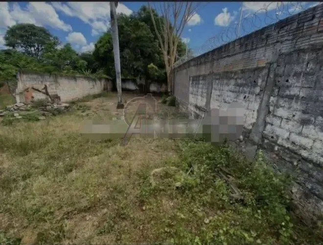Terreno com Kitnet no Coração de Montes Claros no bairro Edgar Pereira