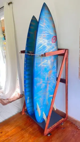 RACKS PORTÁTEIS PARA PRANCHAS DE SURF 