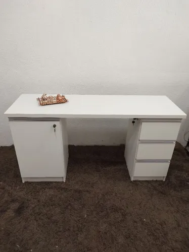 Mesa para Escritório ou Manicure