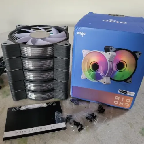 Kit 5 Fans Aigo AR12 RGB 120mm + Controladora Lacrado