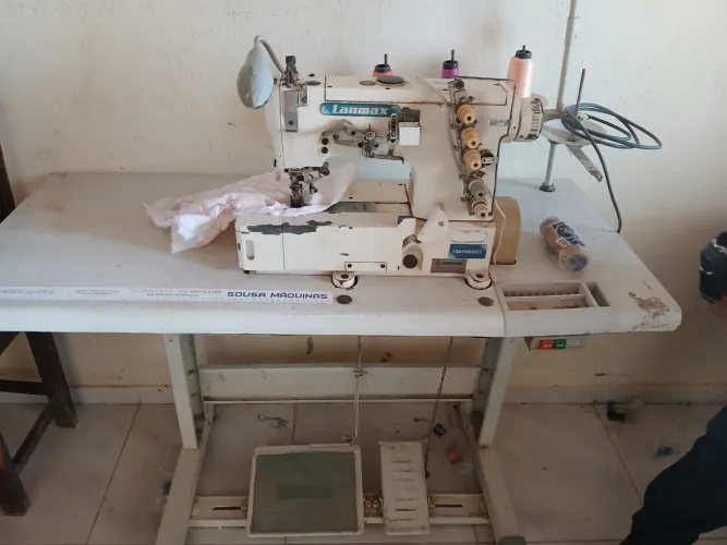 Vendo 3 máquinas de costura 