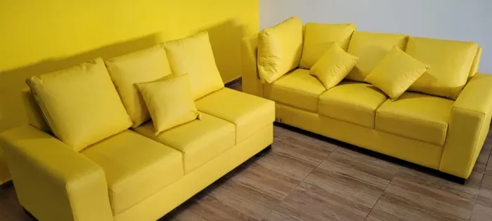 SOFÁ AMARELO ZERO QUILOMETRO