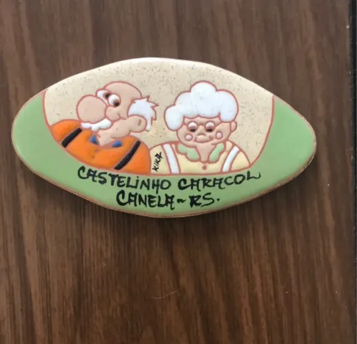 Imã de geladeira Castelo Caracol Canela RS