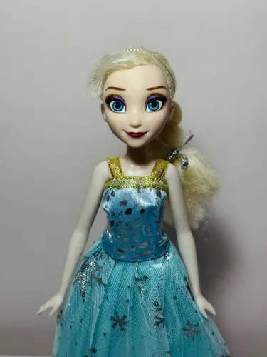 Boneca Elsa Disney - Hasbro 