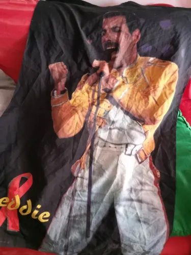 poster em tecido freddye mercury queen dupla face