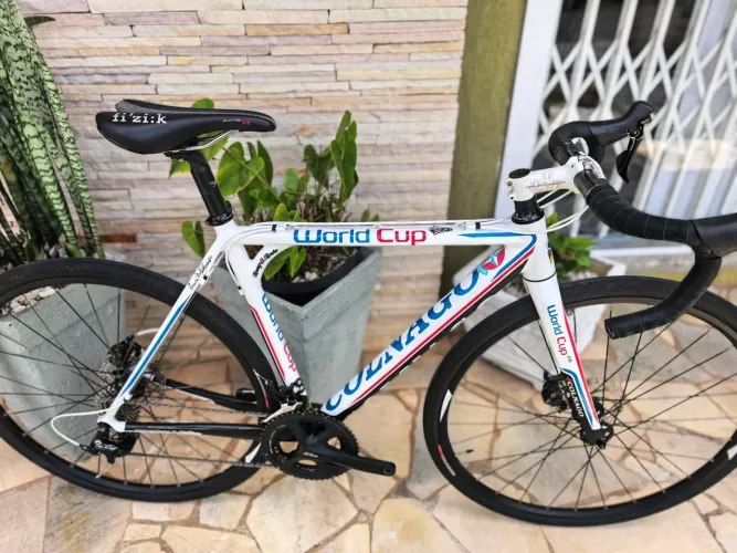 Bicicleta Colnago Word Cup 2.0 (oportunidade exclusividade)