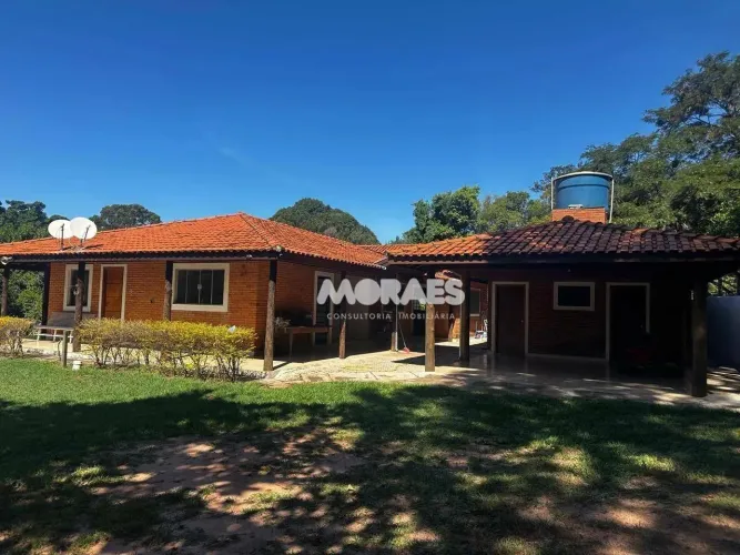 Chácara com 5 quartos, 5.000 m² à venda por R$ 1.500.000 ou aluguel por R$ 6.000/mês - Chá