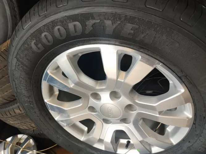 Rodas 18" Pneus Goodyer Novos 265/60/18