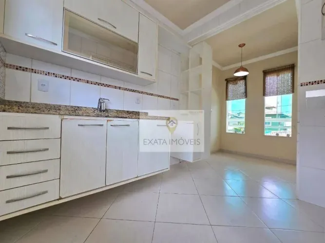 Casa tipo apartamento com armários planejados, Jardim Mariléa - Rio das Ostras/RJ.
