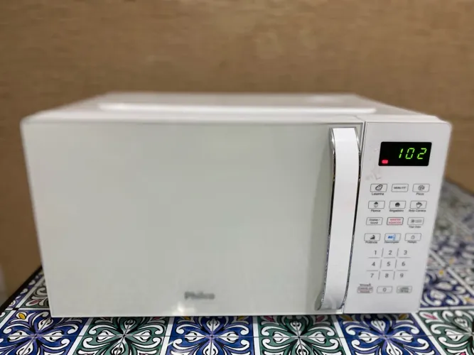 Micro-ondas Philco Branco