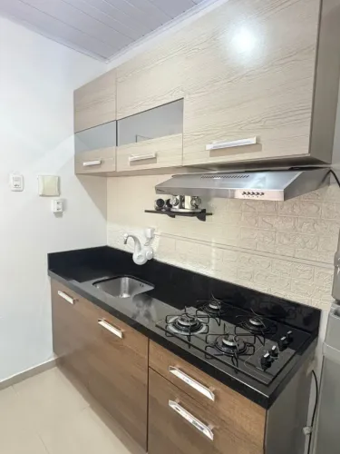 Imperdível! Cozinha com granito, cuba e torneira