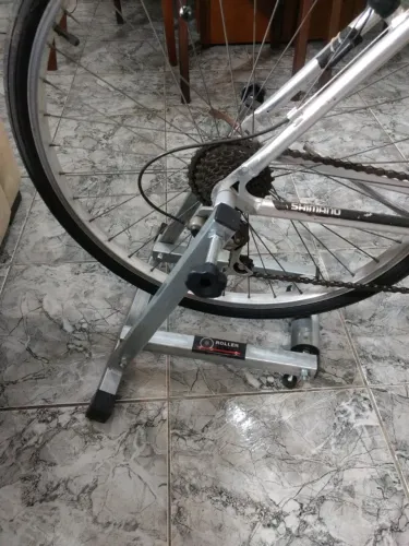 Rolo de Treinamento Fixo para Bicicletas da Roller Bike Easy Training