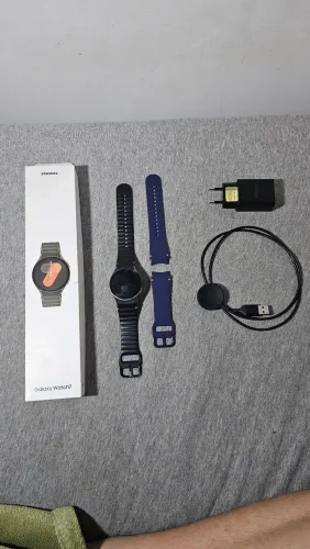 Samsung Galaxy Watch7 Smartwatch 40mm Bluetooth, Galaxy AI, Tela em Cristal de Safira