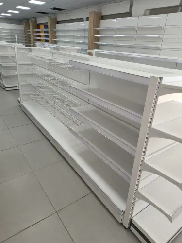 Expositores e Prateleiras para Comércio