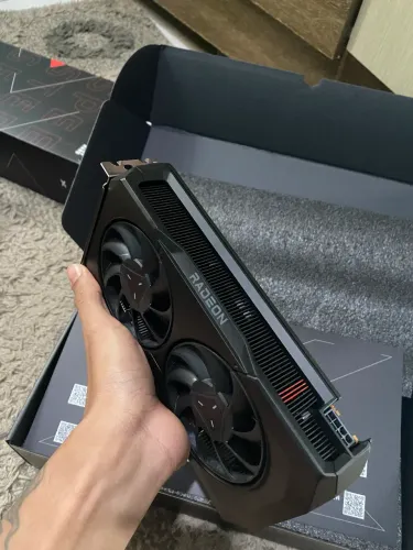 Placa de vídeo AMD RX7600 XFX
