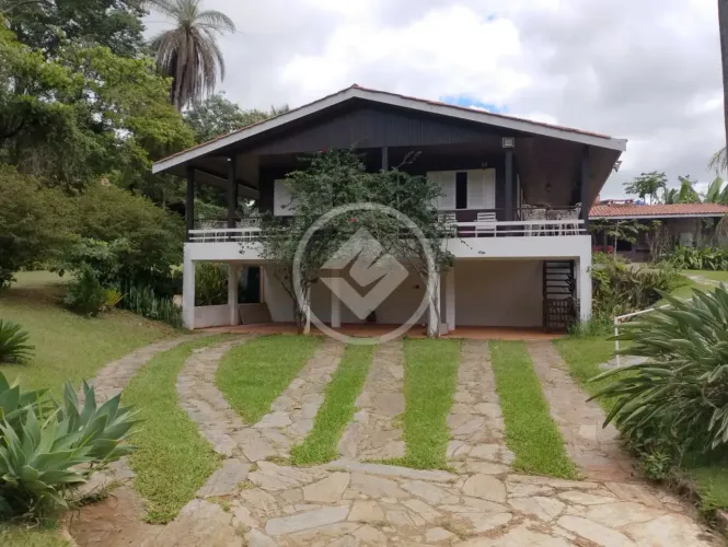 Sitio charmoso Casa de Madeira a venda na Várzea Lagoa Santa codigo: 163009