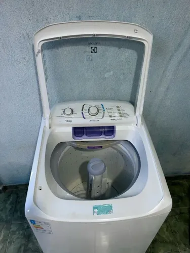 Máquina de Lavar Roupa Electrolux 16kg JetClean