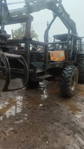 Trator BH 125.