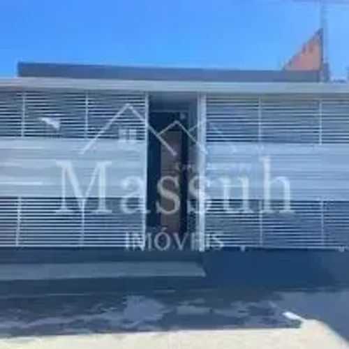 MASSUH IMÓVEIS VENDE: Casa de 3 Quartos na Quadra 10 do Paranoá Próxima à Avenida Princip
