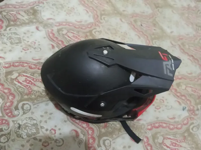 Capacete