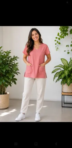 Bata para cuidador semi nova ( veste 38 ao 42)