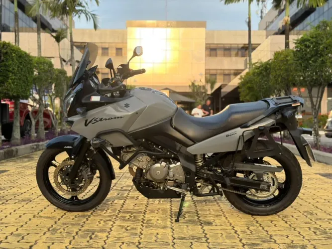 Suzuki Dl 650 v-strom adventure 2010