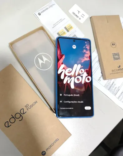 Smartphone Motorola Edge 50 fusion Seminovo, na Caixa