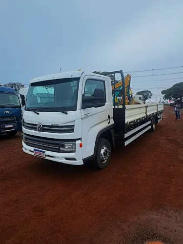 Volkswagen 11.180 Ano 2018 Carroceria Facchini