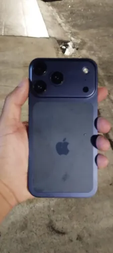 iPhone 17