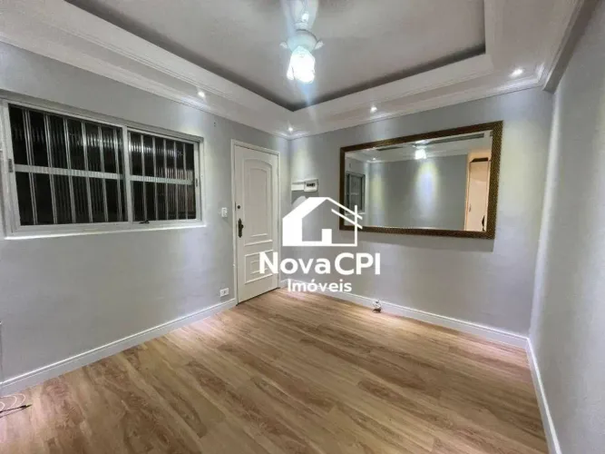 Apartamento à Venda no Canto do Forte  1 Dormitório, 100m da Praia  Praia Grande