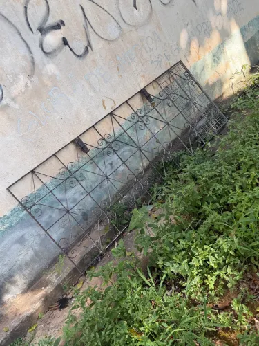 Grade de ferro