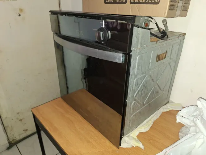 Forno a gas da Brastemp semi novo