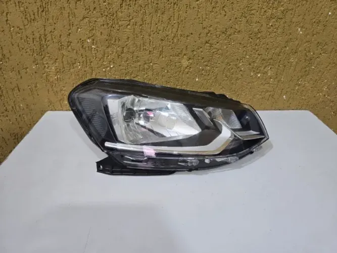 Farol direito Gol / Voyage G7 2017/2018/2019