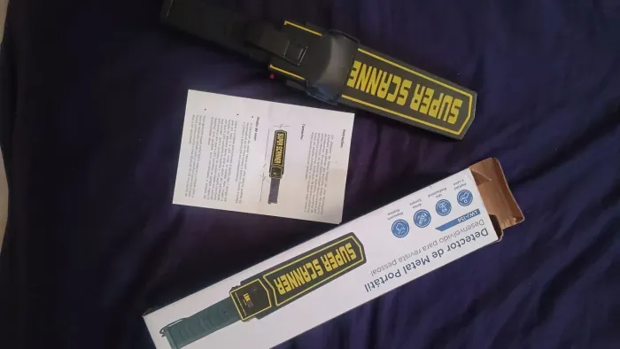 Detector de metais portátil