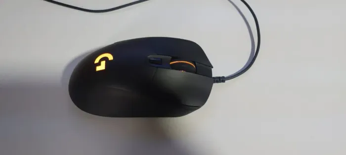 Mouse Gamer Logitech G403 HERO com RGB LIGHTSYNC, 6 Botões Programáveis, Ajuste de Peso e 