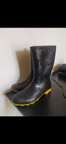 Capa de chuva nylon + bota de chuva PVC 