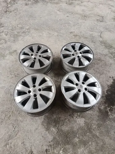 Jogo de rodas original 15 Renault