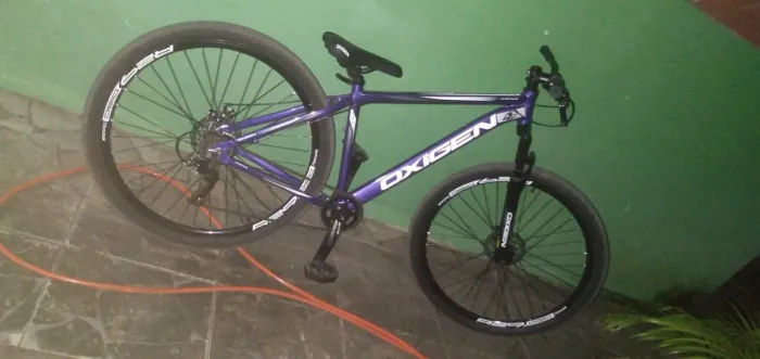 Bike aro 29 pra troca em iPhone ta toda perfeita novinha poucos meses de uso