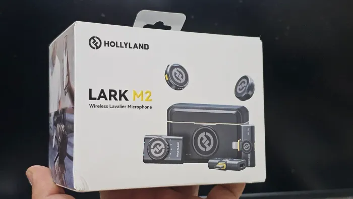 Microfone Lapela Hollyland Lark M2 Combo Duplo USB-C, Lightning e Camera preto