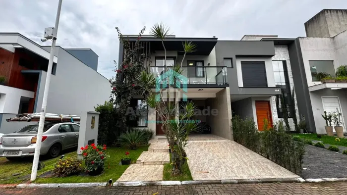 Casa em Condomínio em Bairro Deltaville - Biguaçu, SC