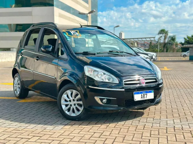 Fiat Idea Essence 1.6 Flex 16V 5P 2015