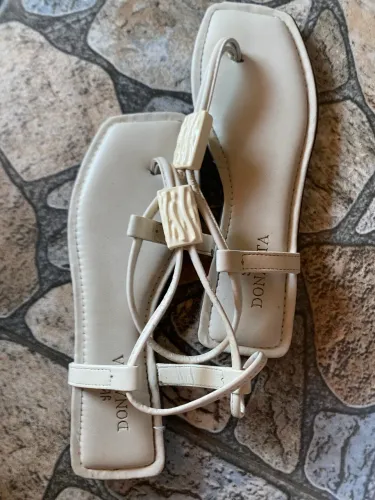 Rasteirinha Sandália Donatta Off-White de Amarrar - Tam 34 (Perfeito Estado!)