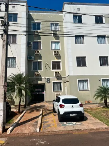 Aluga-se apartamento no condomínio castelo Luxemburgo