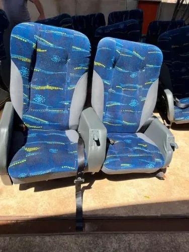 Poltrona bancada de ônibus leito total