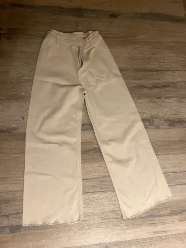 Calça jeans ZARA creme tamanho 13/14 anos
