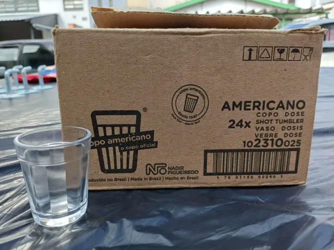 Copo americano dose