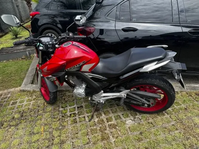 Vendo CB Twister 2021 abs 